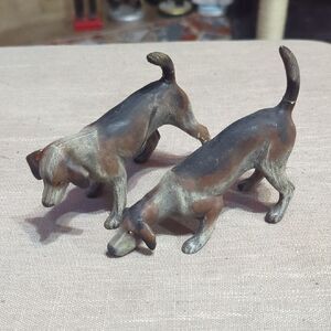 Vintage Porcelain fox hound Dog Figurines Made In Japan